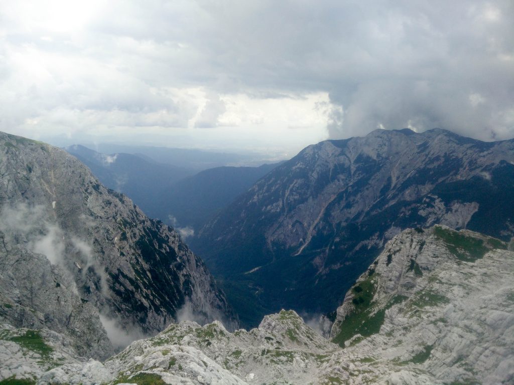 Pogled v dolino Kamniske Bistrice